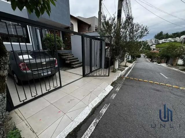 Casa venda em Região Geográfica Imediata de Volta Redonda-Barra Mansa, Volta Redonda