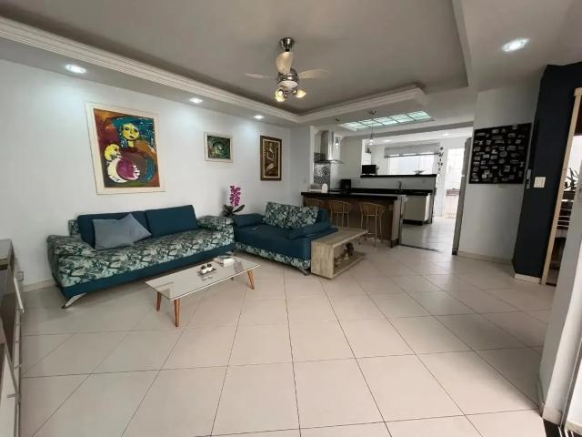 Casa venda em Região Geográfica Imediata de Volta Redonda-Barra Mansa, Volta Redonda