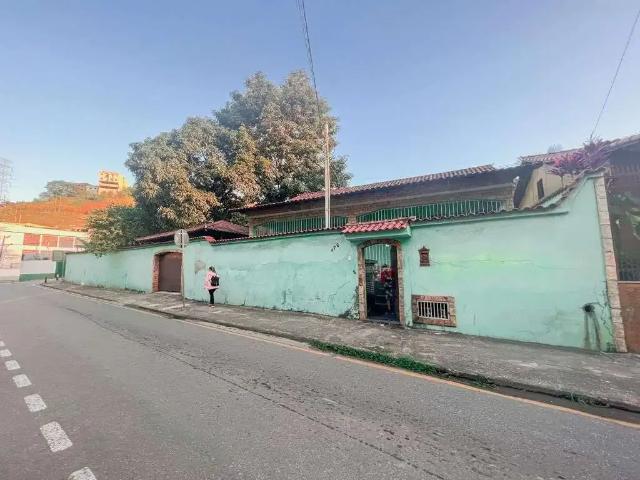 Casa venda em Região Geográfica Imediata de Volta Redonda-Barra Mansa, Volta Redonda