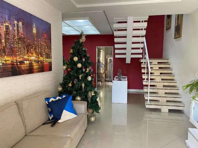 Casa venda em Região Geográfica Imediata de Volta Redonda-Barra Mansa, Volta Redonda