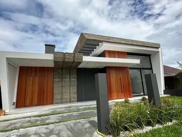 Casa venda em Região Geográfica Imediata de Tramandaí - Osório, Aglomeração Urbana do Litoral Norte