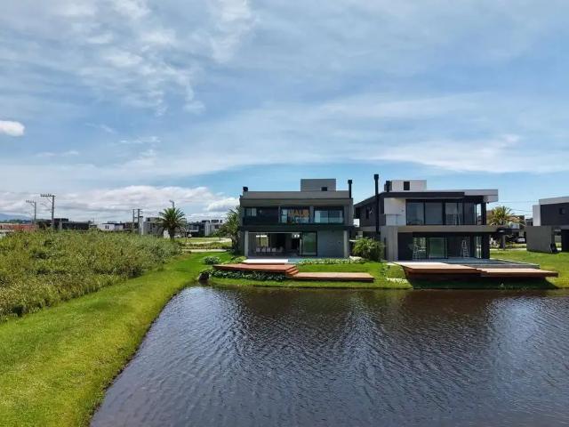 Casa venda em Região Geográfica Imediata de Tramandaí - Osório, Aglomeração Urbana do Litoral Norte