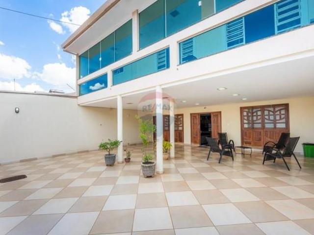 Casa venda em Região Geográfica Imediata do Distrito Federal, Região Integrada de Desenvolvimento do Distrito Federal e Entorno