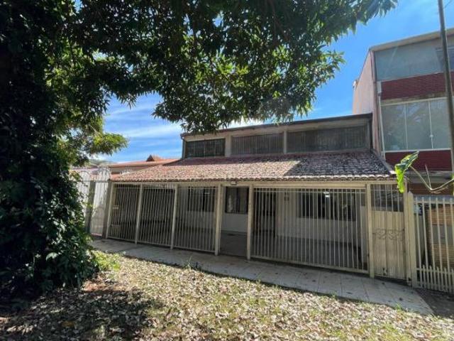 Casa venda em Região Geográfica Imediata do Distrito Federal, Região Integrada de Desenvolvimento do Distrito Federal e Entorno