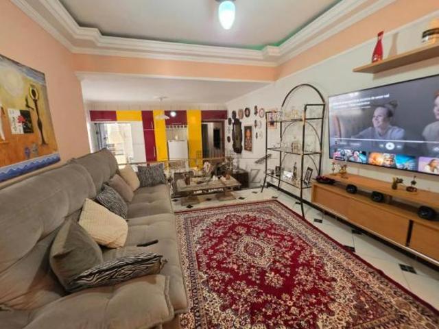 Casa venda em Região Imediata de São José dos Campos, Região Metropolitana do Vale do Paraíba e Litoral Norte