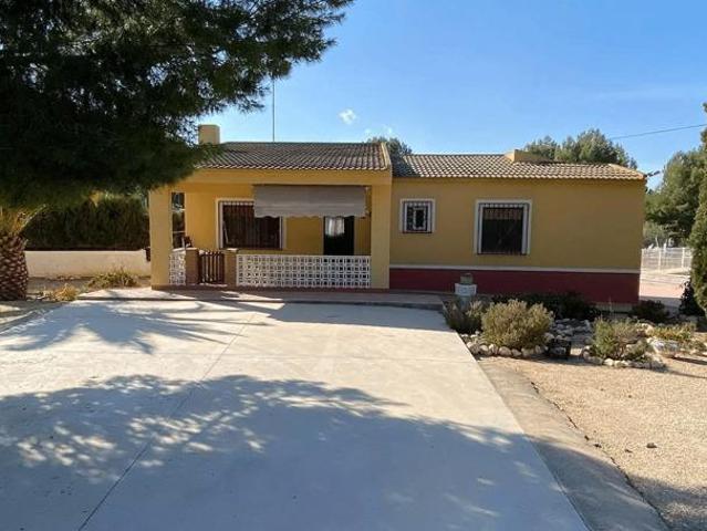 Casa en venta en Helechosa De Los Montes, Badajoz