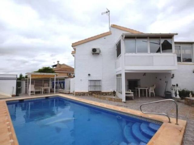 Casa en venta en Helechosa De Los Montes, Badajoz