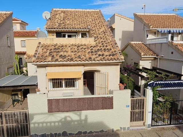 Casa en venta en Helechosa De Los Montes, Badajoz