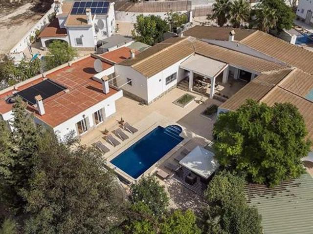 Casa en venta en Helechosa De Los Montes, Badajoz