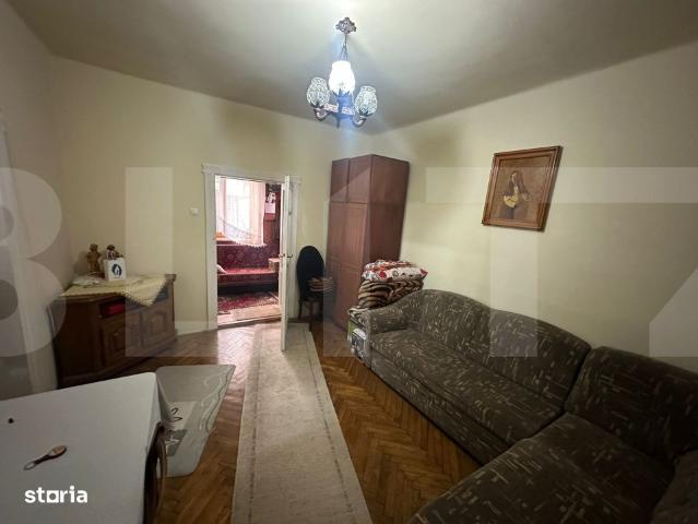 Casă vânzări