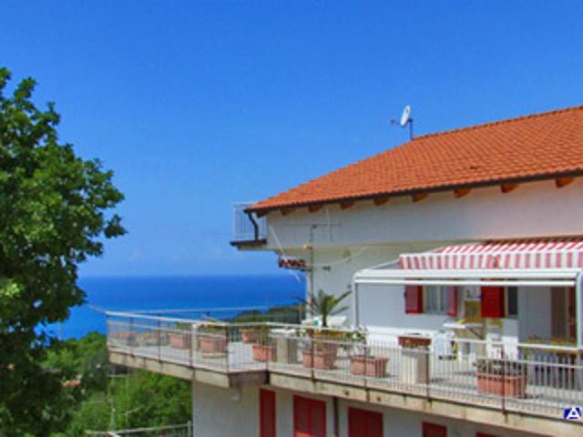 Appartamento in affitto a Pisciotta, Campania