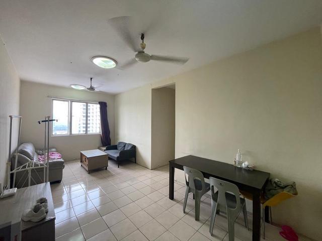 Serviced Residence for sale in Petaling, Subang Jaya