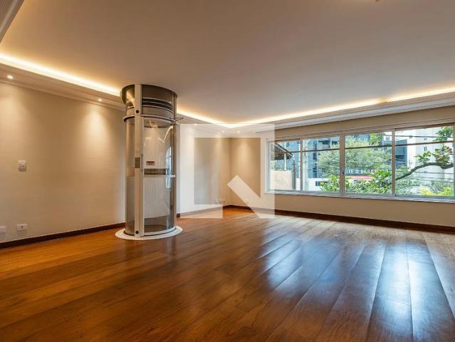 Casa aluguel em Região Imediata de São Paulo, Região Metropolitana de São Paulo