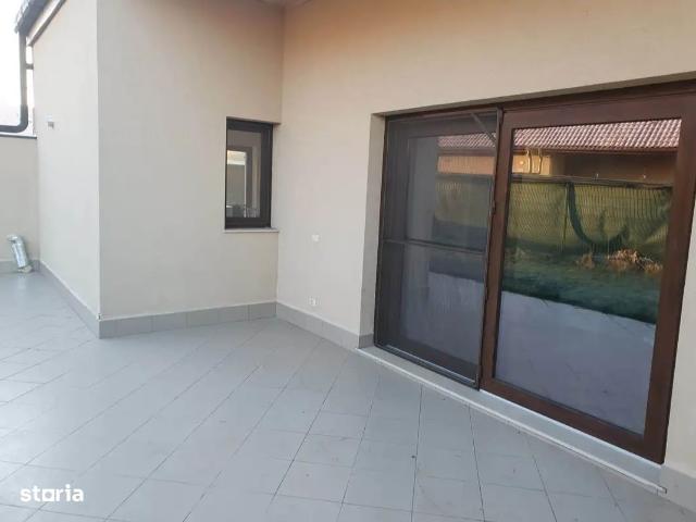 Casă vânzări
