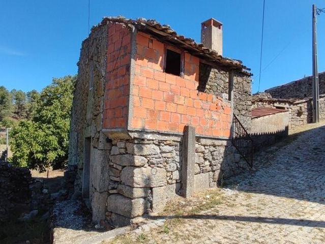 Casa venda em Penedono, Viseu