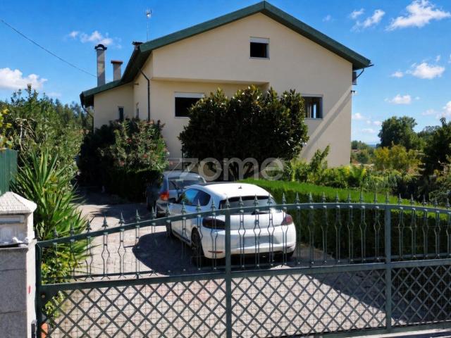 Casa venda em Mouraz e Vila Nova da Rainha, Tondela