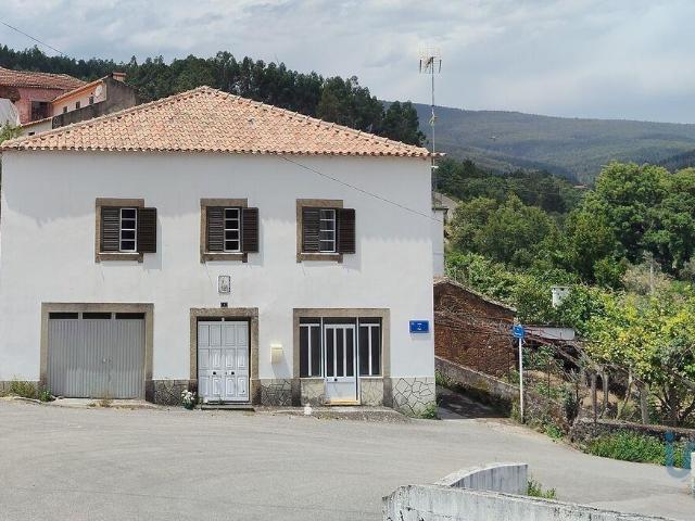 Vivenda venda em Alvares