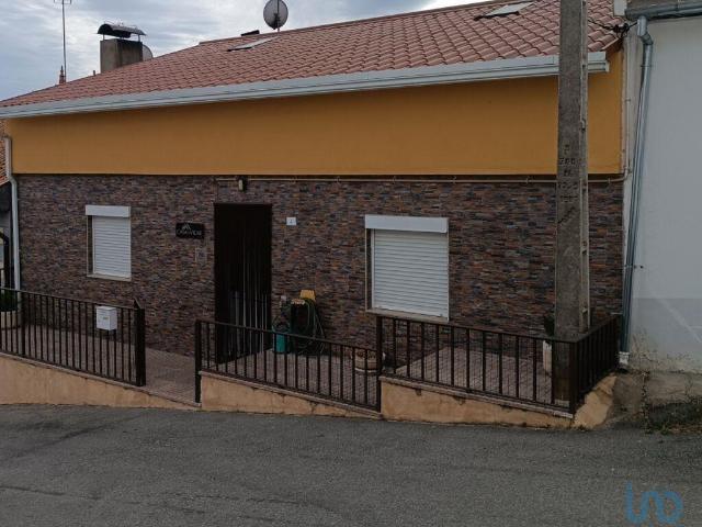 Vivenda venda em Mogadouro, Bragança