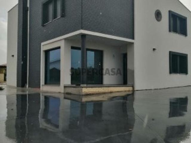 Casa venda em Chaves, Vila Real