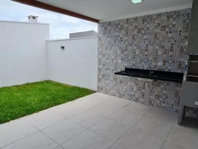 Casa aluguel em Região Imediata de São José dos Campos, Região Metropolitana do Vale do Paraíba e Litoral Norte
