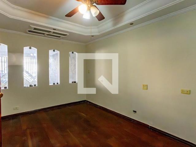 Casa aluguel em Região Imediata de São Paulo, Região Metropolitana de São Paulo
