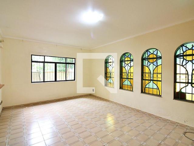 Casa aluguel em Região Imediata de São Paulo, Região Metropolitana de São Paulo