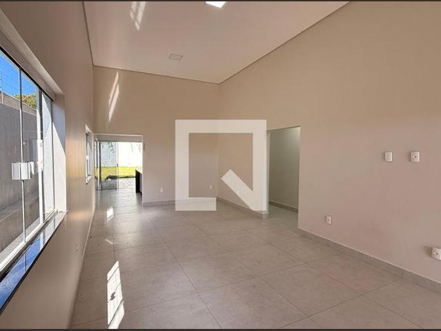 Casa aluguel em Região Geográfica Imediata do Distrito Federal, Região Integrada de Desenvolvimento do Distrito Federal e Entorno