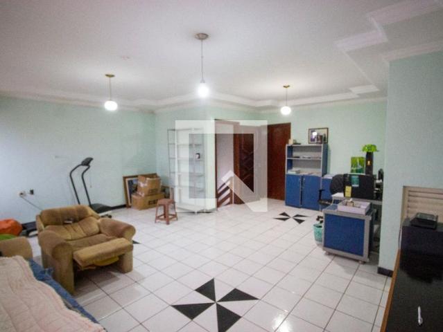 Casa venda em Região Geográfica Imediata do Distrito Federal, Região Integrada de Desenvolvimento do Distrito Federal e Entorno