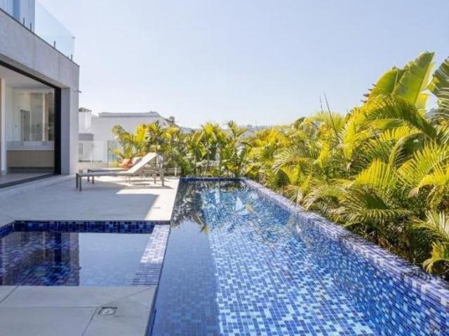 Casa venda em Santana de Parnaíba