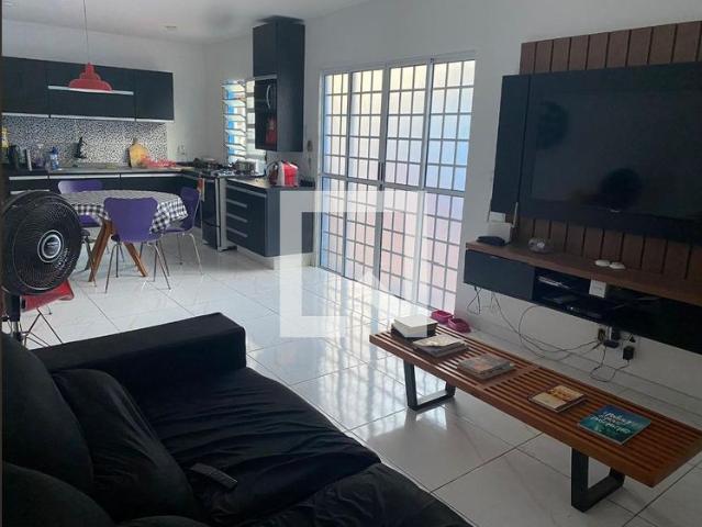 Casa aluguel em Região Geográfica Imediata do Rio de Janeiro, Região Metropolitana do Rio de Janeiro