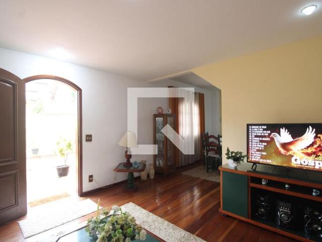 Casa aluguel em Região Geográfica Imediata do Rio de Janeiro, Região Metropolitana do Rio de Janeiro