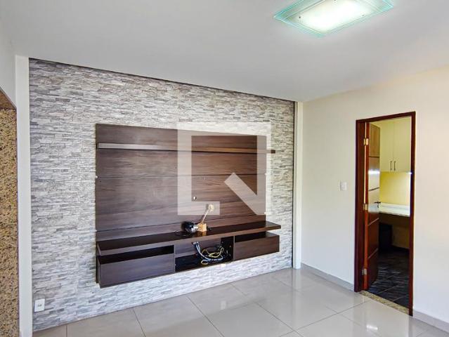 Casa aluguel em Região Geográfica Imediata do Rio de Janeiro, Região Metropolitana do Rio de Janeiro