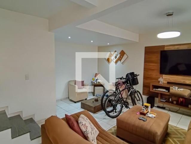 Casa aluguel em Região Geográfica Imediata do Rio de Janeiro, Região Metropolitana do Rio de Janeiro