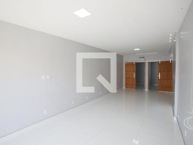 Casa aluguel em Região Geográfica Imediata do Rio de Janeiro, Região Metropolitana do Rio de Janeiro