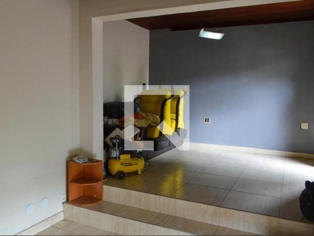 Casa aluguel em Região Geográfica Imediata do Rio de Janeiro, Região Metropolitana do Rio de Janeiro