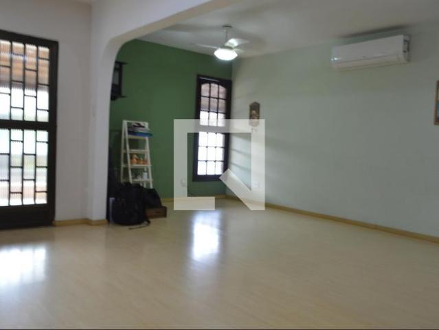 Casa aluguel em Região Geográfica Imediata do Rio de Janeiro, Região Metropolitana do Rio de Janeiro