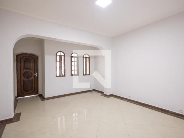 Casa aluguel em Tatuapé, Biritiba-Mirim