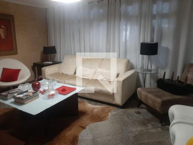 Casa aluguel em Carrão, Biritiba-Mirim