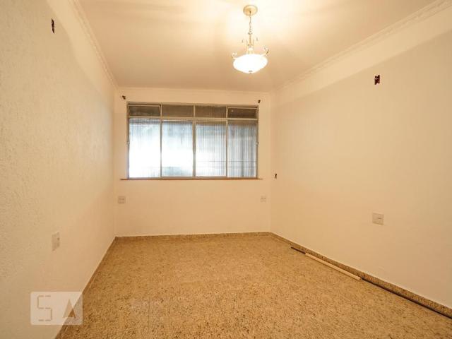 Casa aluguel em Carrão, Biritiba-Mirim