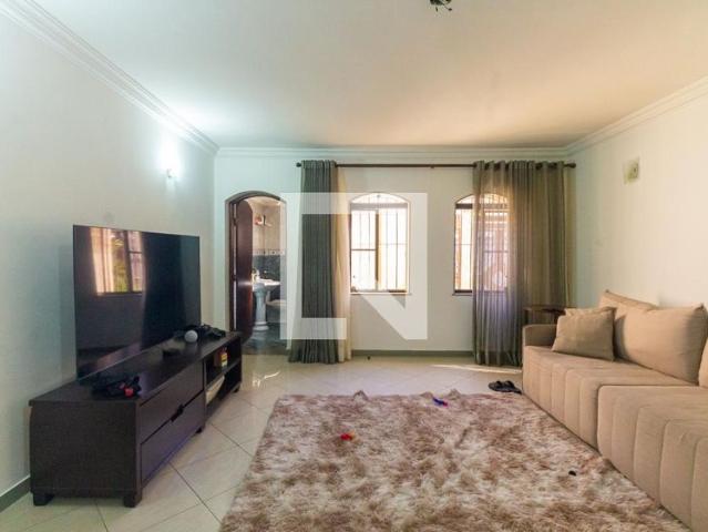 Casa aluguel em Região Imediata de São Paulo, Região Metropolitana de São Paulo