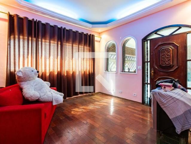 Casa aluguel em Região Imediata de São Paulo, Região Metropolitana de São Paulo