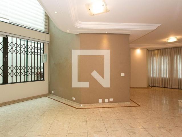 Casa aluguel em Região Imediata de São Paulo, Região Metropolitana de São Paulo