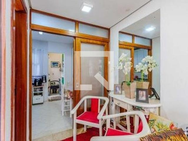 Casa aluguel em Região Geográfica Imediata de Porto Alegre, Região Metropolitana de Porto Alegre