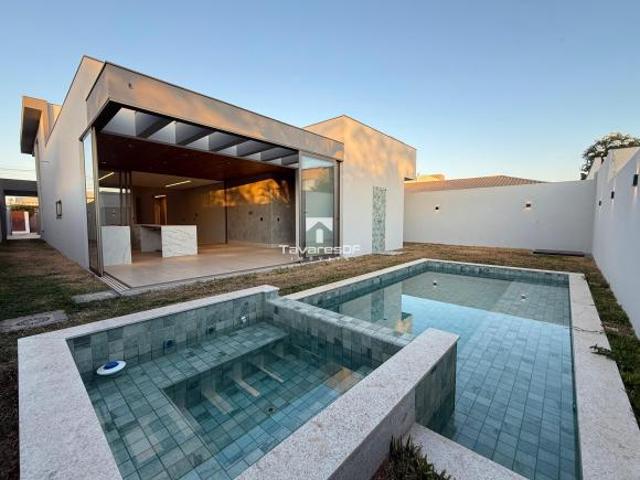 Casa venda em Região Geográfica Imediata do Distrito Federal, Região Integrada de Desenvolvimento do Distrito Federal e Entorno