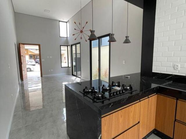 Casa venda em Região Imediata de São José dos Campos, Região Metropolitana do Vale do Paraíba e Litoral Norte