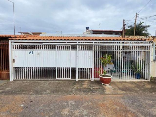 Casa venda em Região Geográfica Imediata do Distrito Federal, Região Integrada de Desenvolvimento do Distrito Federal e Entorno
