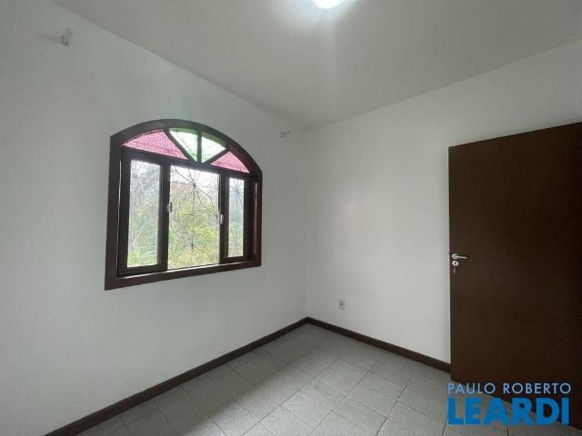 Casa aluguel em Fazenda Santo Antônio, São José