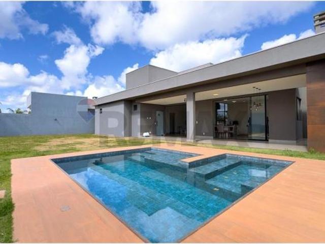 Casa venda em Região Geográfica Imediata do Distrito Federal, Região Integrada de Desenvolvimento do Distrito Federal e Entorno