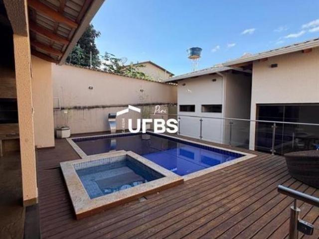 Casa venda em Região Geográfica Imediata de Anápolis, Região Integrada de Desenvolvimento do Distrito Federal e Entorno
