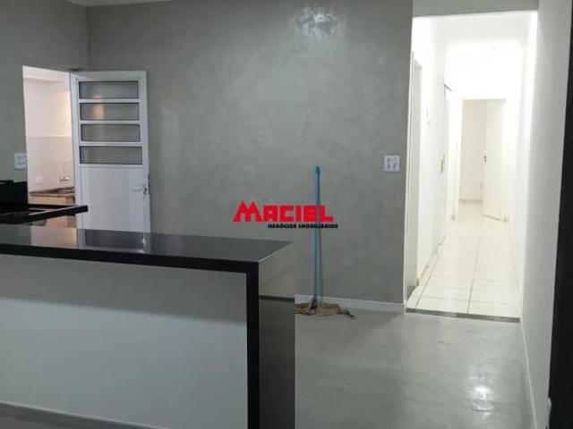 Casa venda em Região Imediata de São José dos Campos, Região Metropolitana do Vale do Paraíba e Litoral Norte